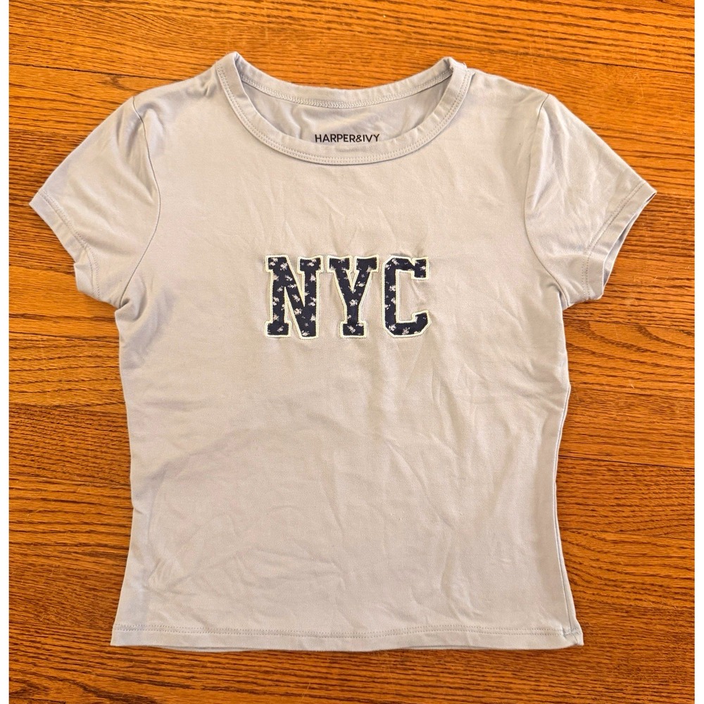 Harper & Ivy Women's Blue NYC Graphic Crew Neck Stretch T-Shirt Size M